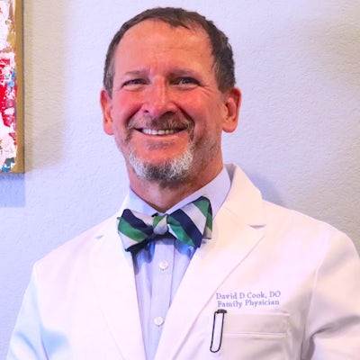 chiropractic doctor