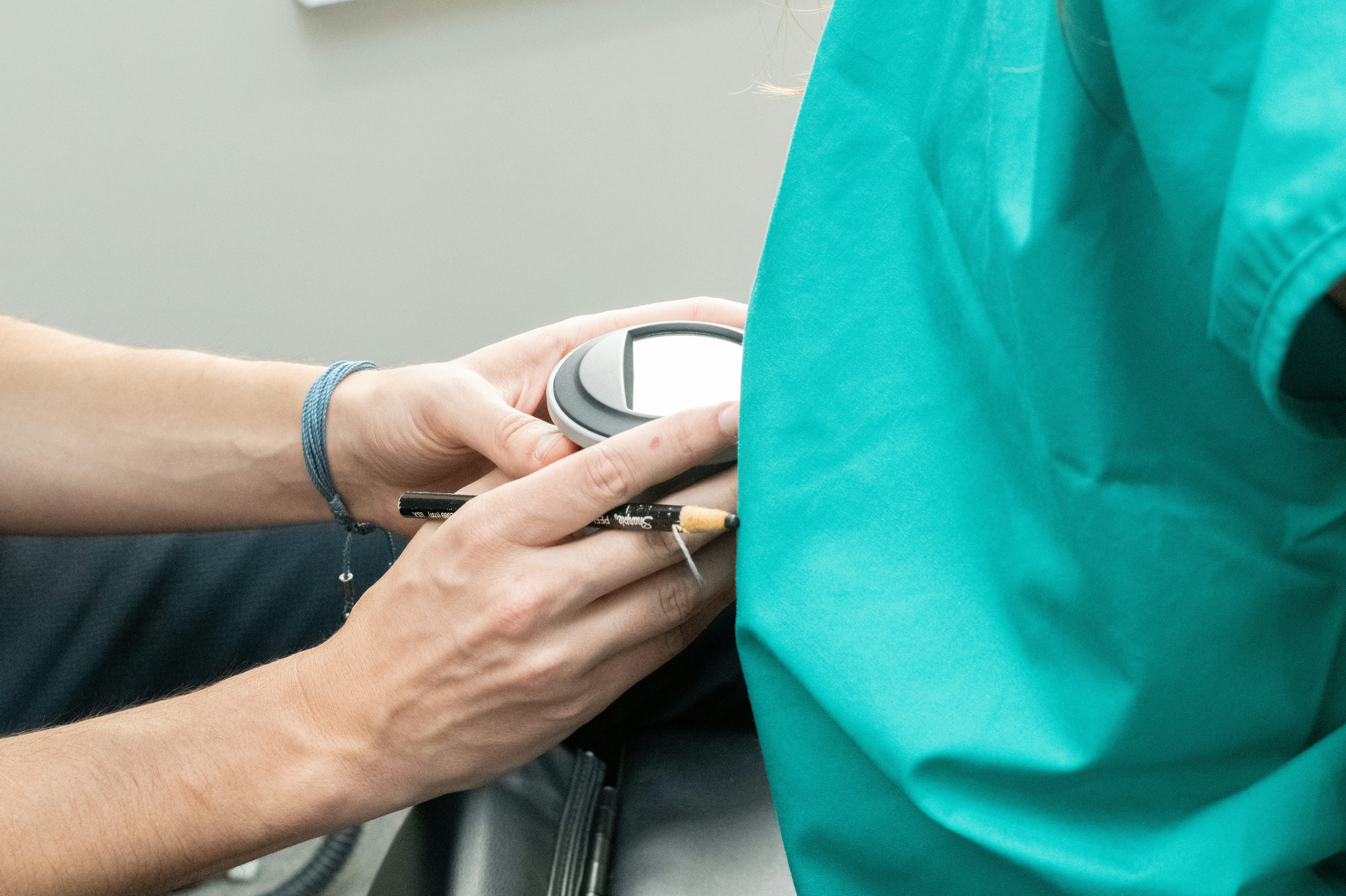Dr. Hyde performing chiropractic care on a senior patient.