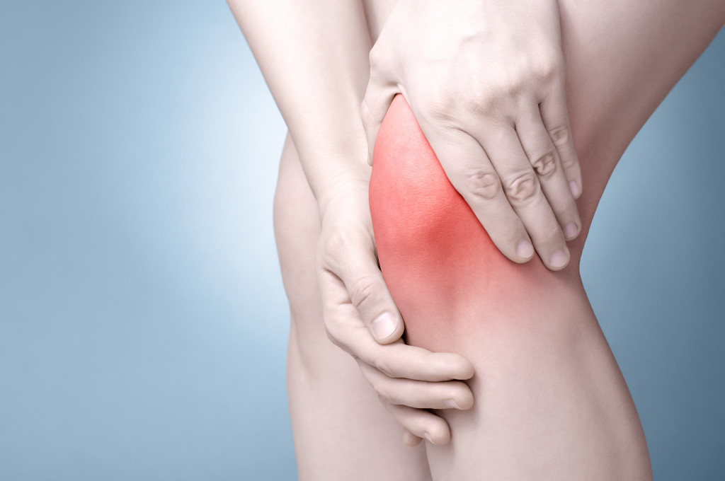 Knee Pain, Joint Inflammation and Chiropractic Care - Dr. Silver Chiropractic and Wellness