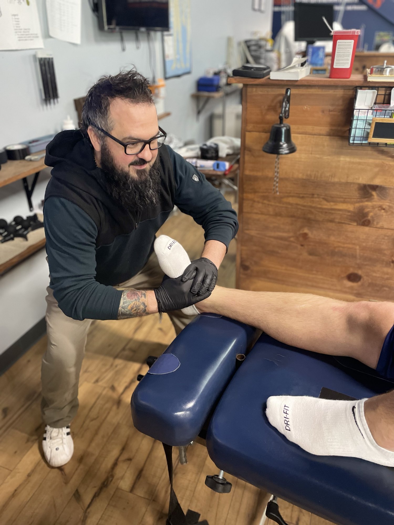 Lower-extremity treatment being applied to a patient’s leg at Boundless in Bottineau