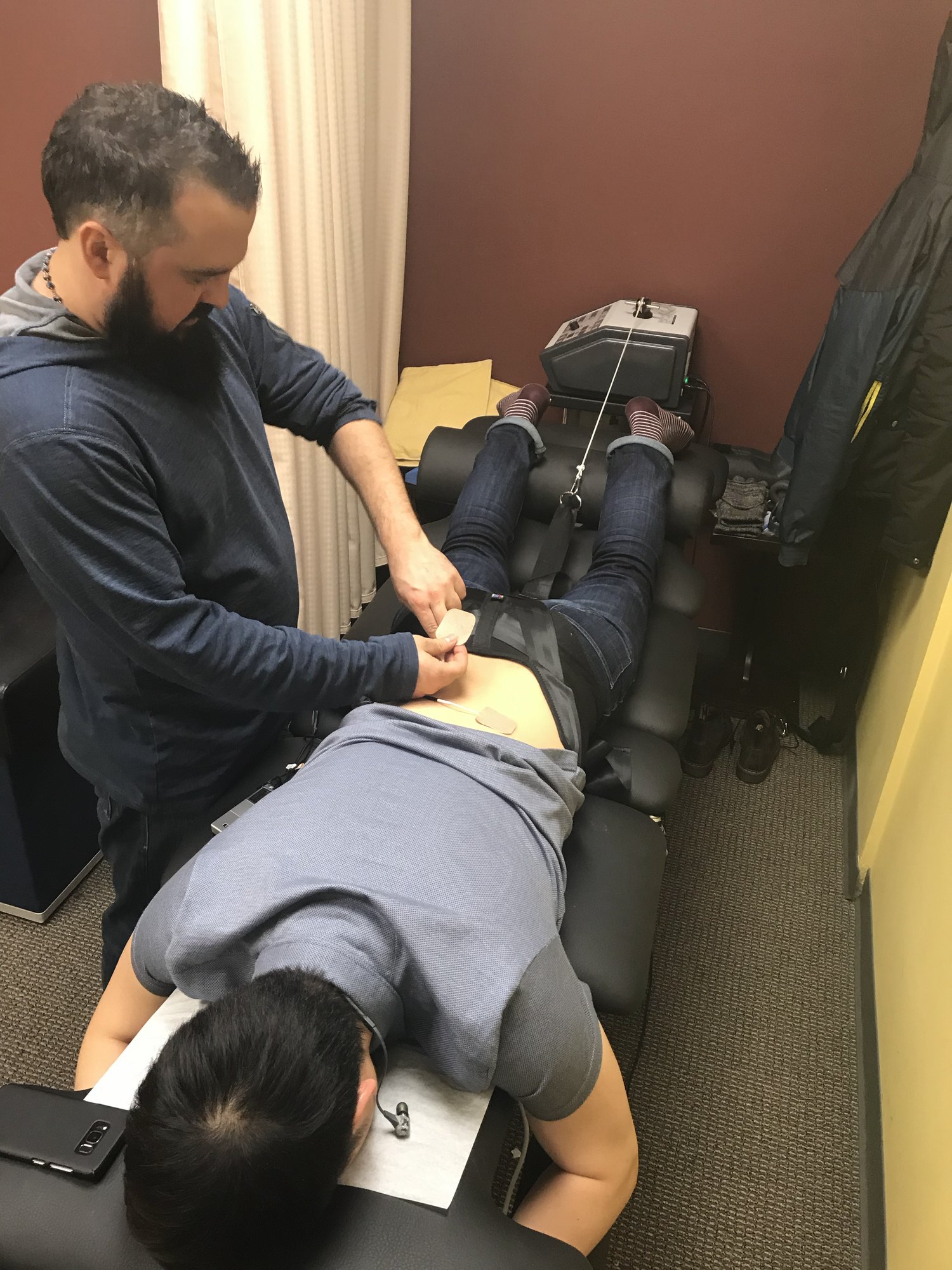 Patient receiving hands-on care at Boundless Full Body Chiropractic & Rehab