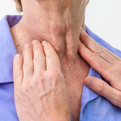 feeling-thyroid