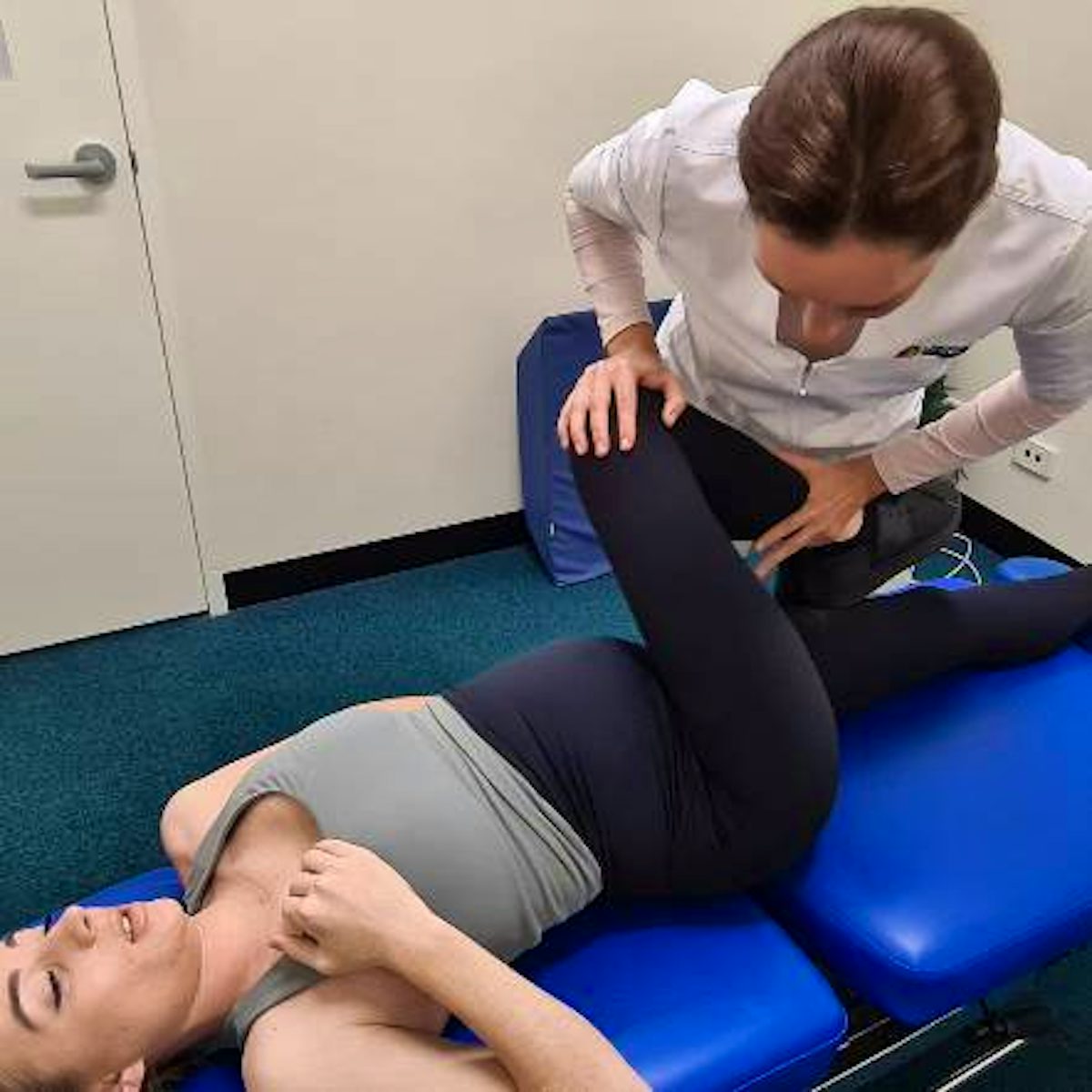 lakeside chiropractic joondalup perth wa chiropractic adjustment
