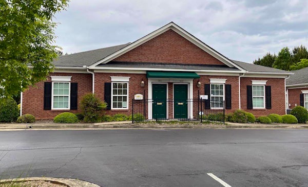 exterior office Bi County Chiropractic and rehab in Marietta Georgia